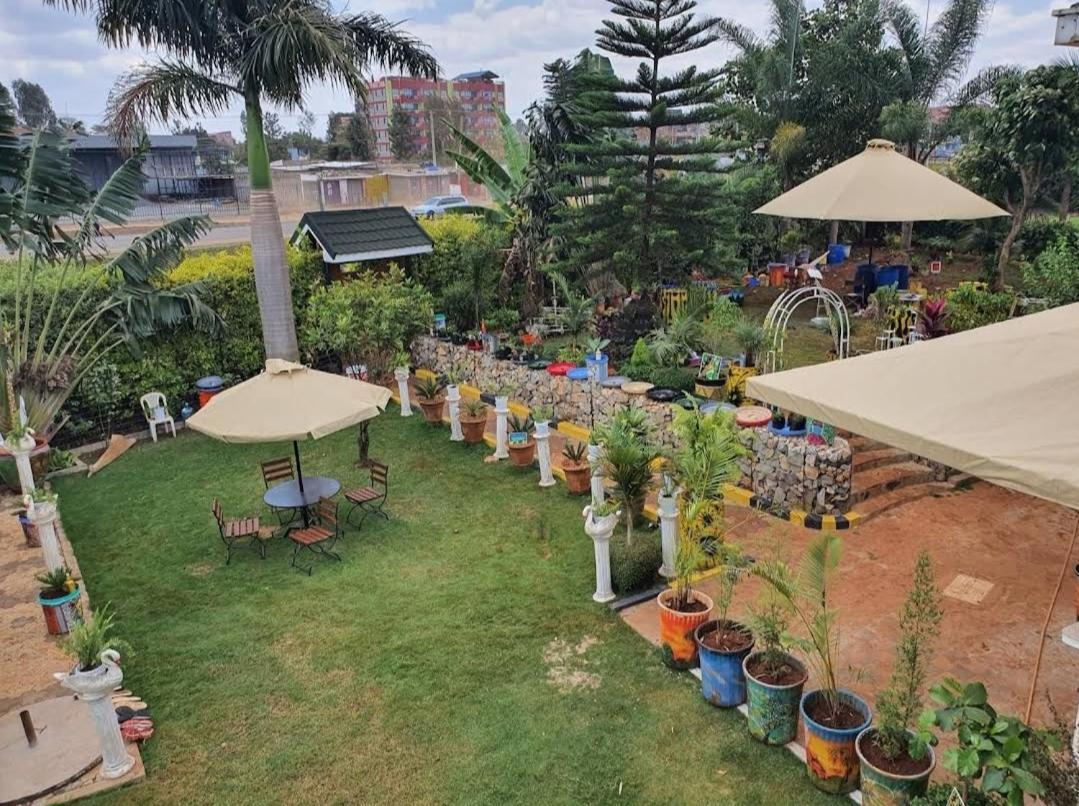 Plant House Hotel Ruiru Bagian luar foto